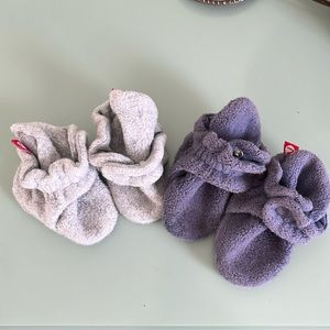 2 pairs of Zutano booties - 3 months - Denim blue and light gray